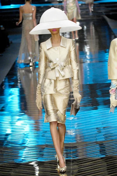 Look 26